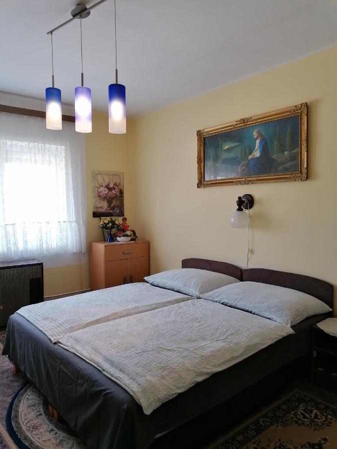 Ildiko Vendeghaz Heviz Apartment Ngoại thất bức ảnh